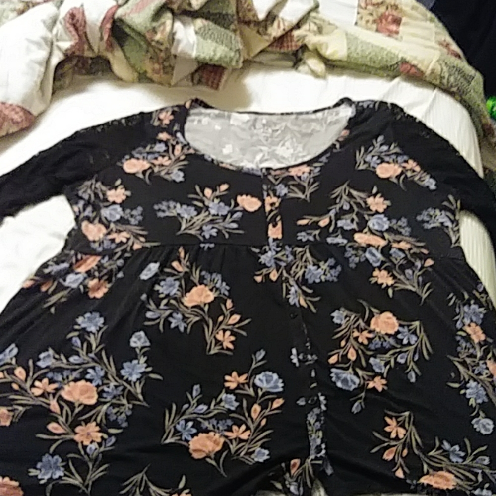 Torrid super soft knit shirt